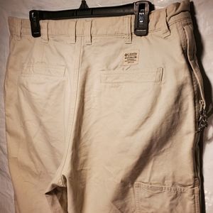 Columbia Khaki Carpenter Pants Mens Sz. 36/i32
